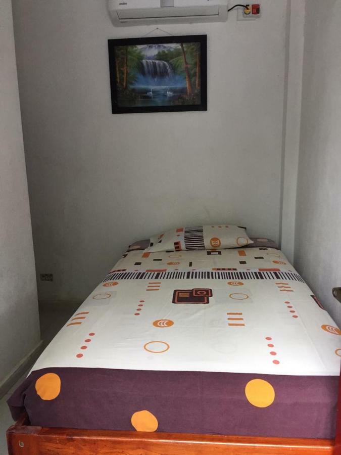 Hostal Sarai Педерналес Екстер'єр фото